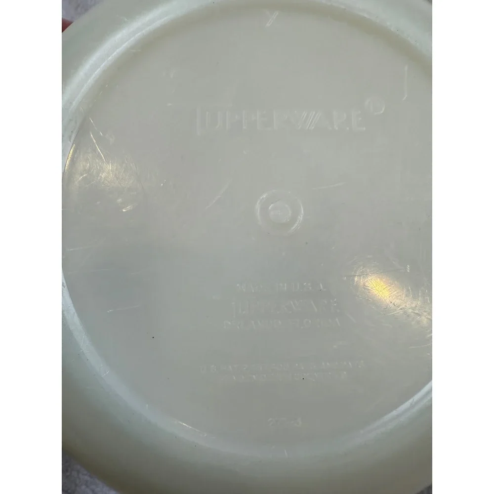 Tupperware Wonderlier Bowls Set of 3 Yellow‎ Mixing Serving Vintage